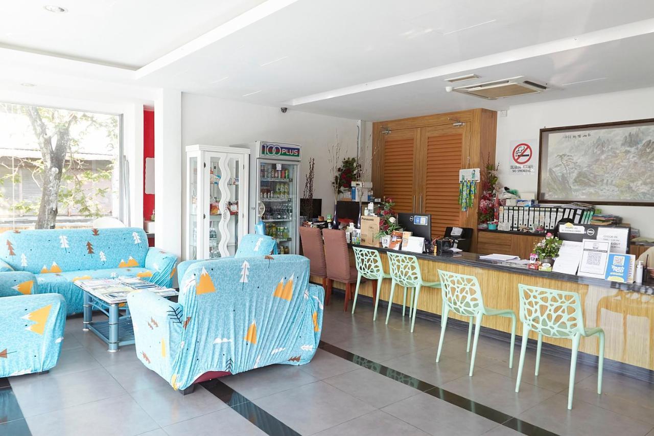 Langkawi Uptown Hotel Kuah Exterior photo